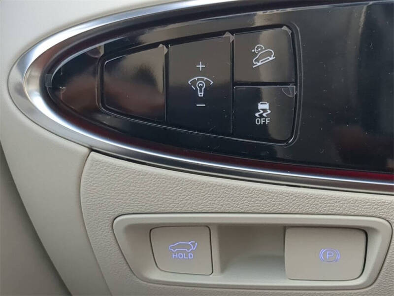 2025 Genesis Electrified GV70 Advanced