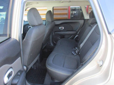 2015 Kia Soul +