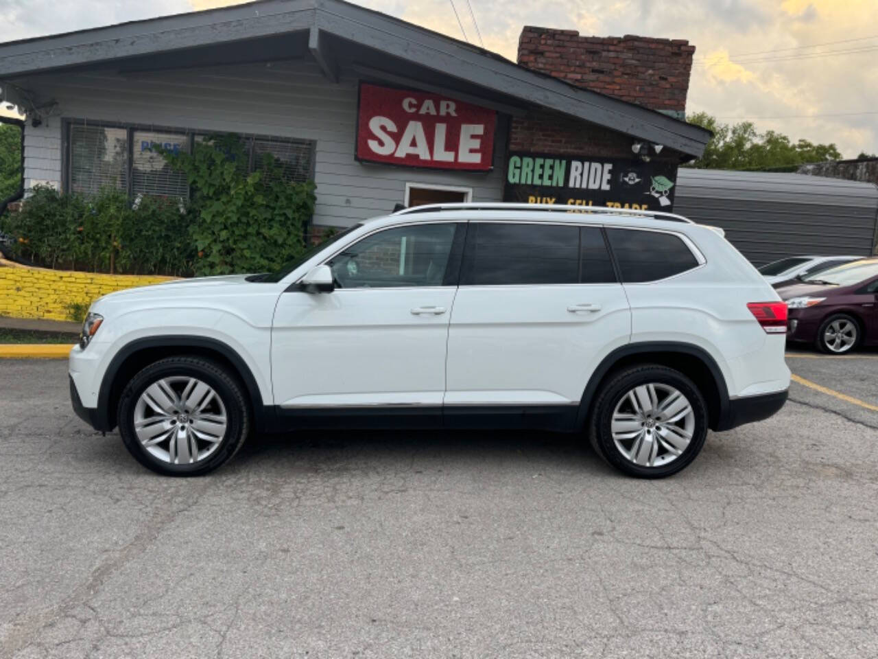 2019 Volkswagen Atlas for sale at Green Ride LLC in NASHVILLE, TN