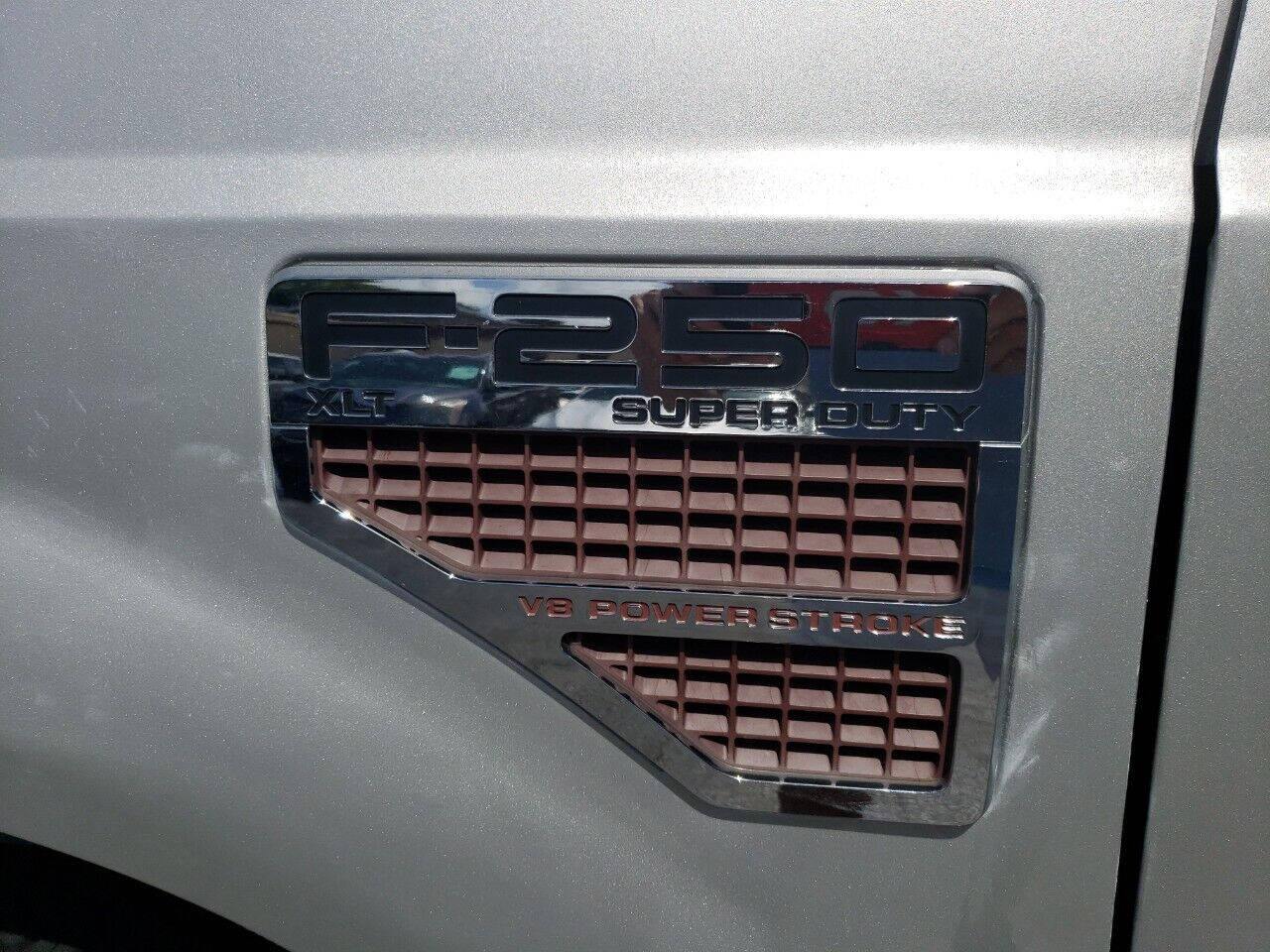 2010 FORD F-250 Pickup - $15,995