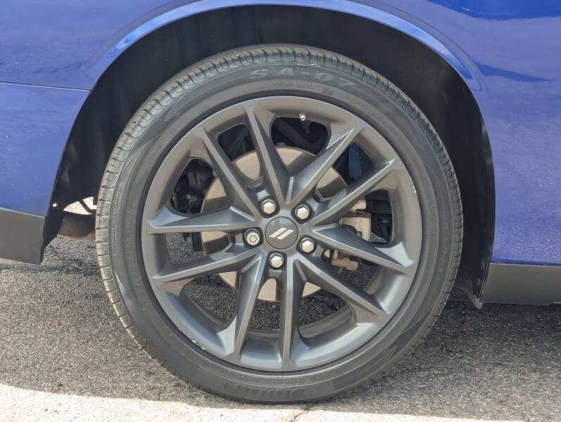2022 Dodge Challenger SXT