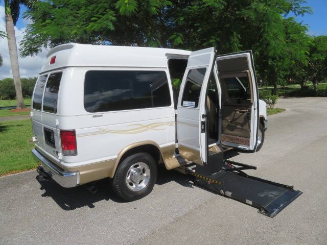 2014 Ford E-Series E-150