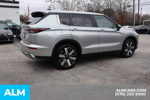 2025 Mitsubishi Outlander SE