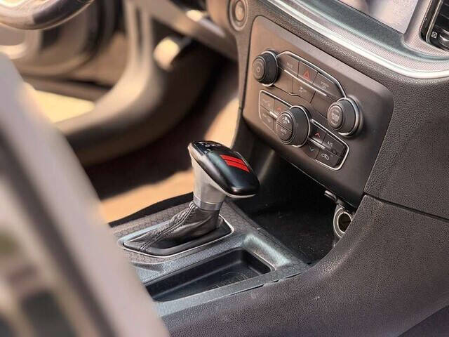 2017 Dodge Charger SXT