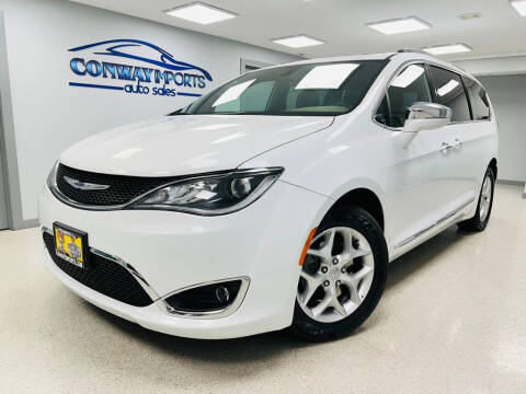 2020 Chrysler Pacifica for sale at Conway Imports in Streamwood IL