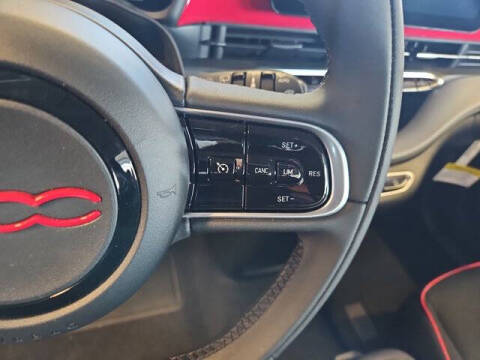2024 FIAT 500e Inspi(RED)