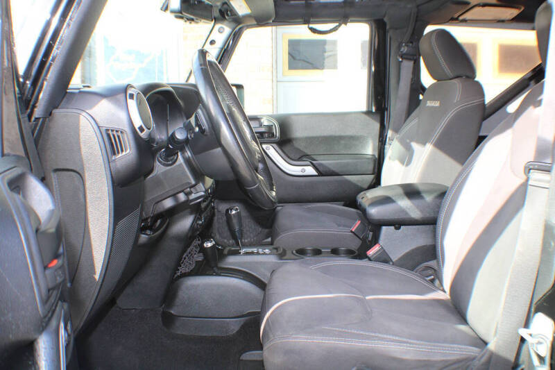 2017 Jeep Wrangler Sahara