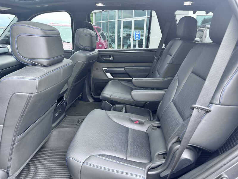 2024 Toyota Sequoia Platinum