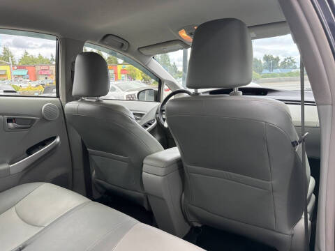 2014 Toyota Prius Four