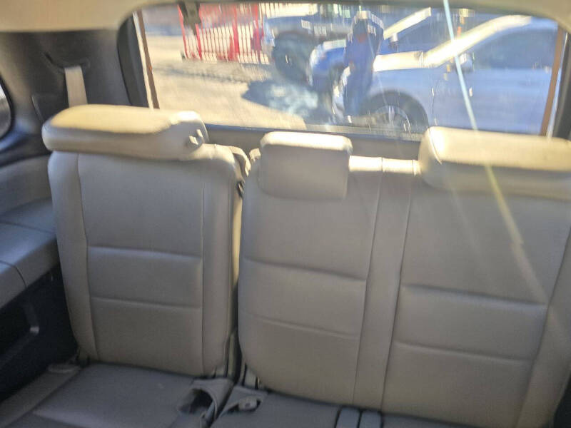 2016 Toyota Sequoia SR5