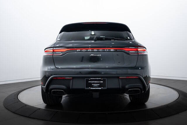 2025 Porsche Macan