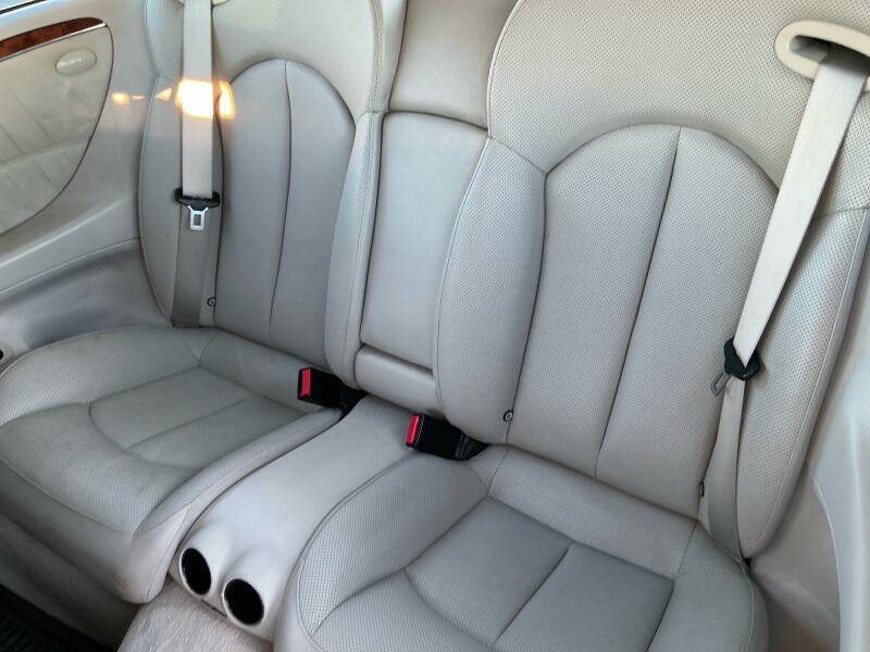 2005 Mercedes-Benz CLK CLK 320