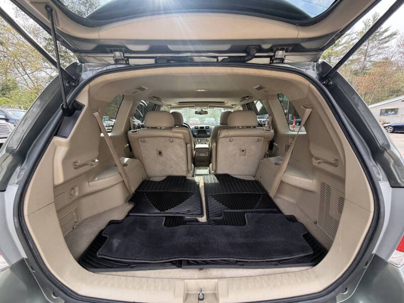 2012 Toyota Highlander SE