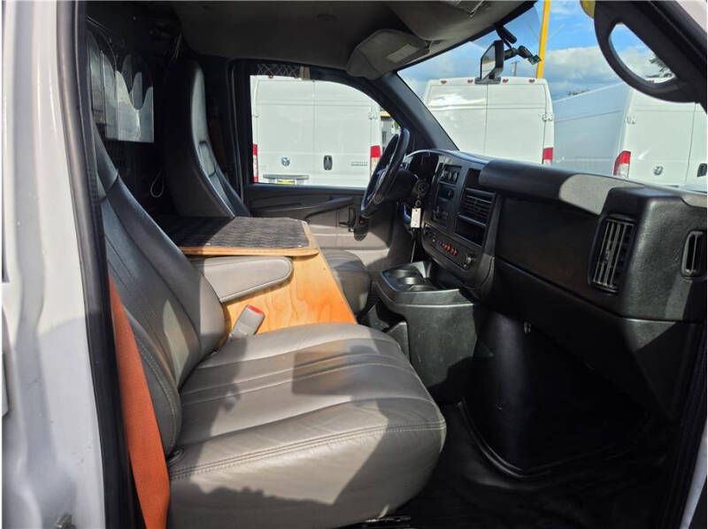 2014 Chevrolet Express 2500