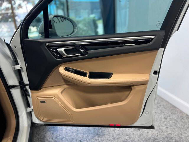 2023 Porsche Macan