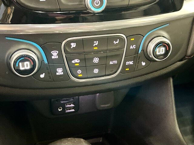 2022 Chevrolet Traverse RS