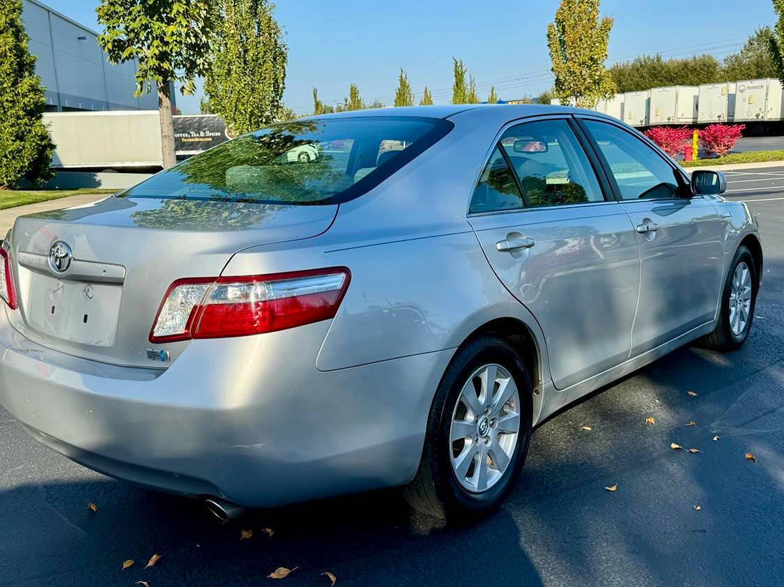 2008 Toyota Camry Hybrid for sale at MISHA MASTER MOTORZ LLC in Portland, OR