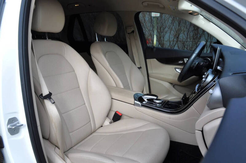 2016 Mercedes-Benz GLC GLC 300