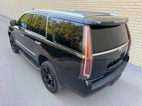 2017 Cadillac Escalade Luxury