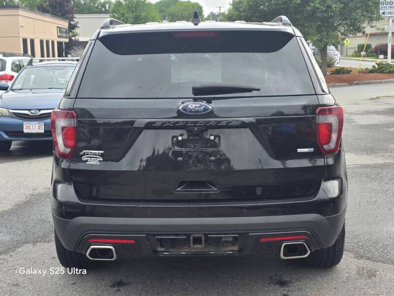 2016 Ford Explorer Sport
