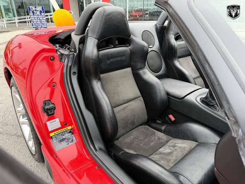 2003 Dodge Viper SRT-10