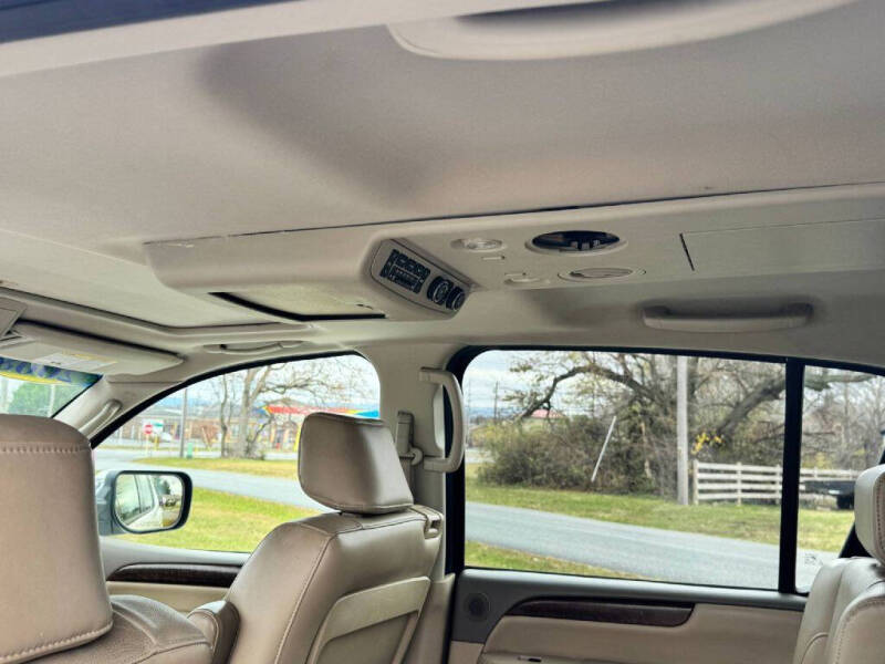 2008 Nissan Armada LE