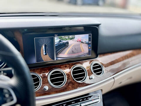 2017 Mercedes-Benz E-Class E 300 4MATIC