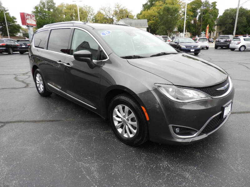 2019 Chrysler Pacifica Touring L