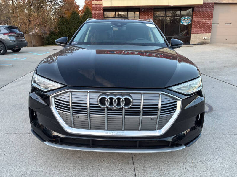 2019 Audi e-tron quattro Premium Plus