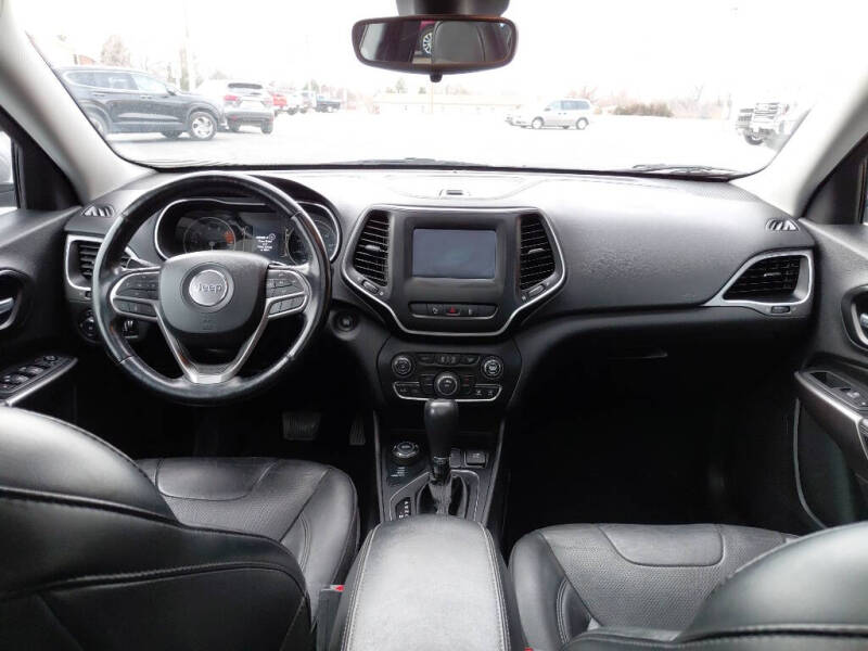 2021 Jeep Cherokee Latitude Lux