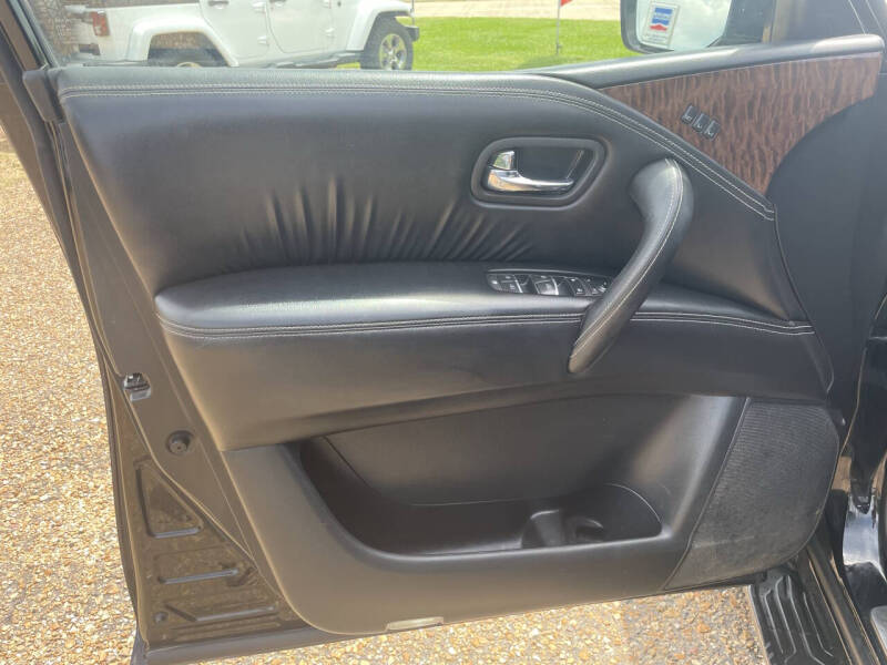 2017 Nissan Armada Platinum