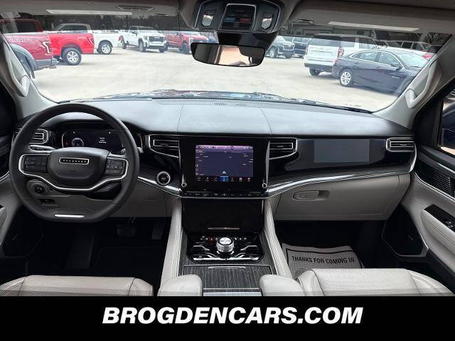 2022 Jeep Wagoneer Series III