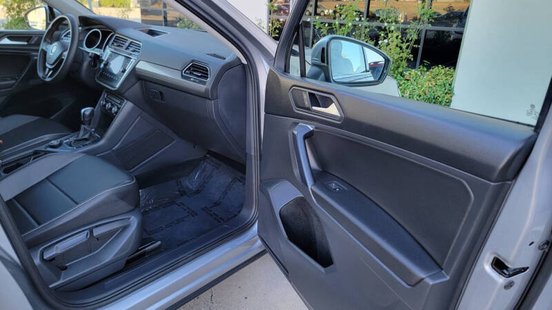 2021 Volkswagen Tiguan SE 4Motion