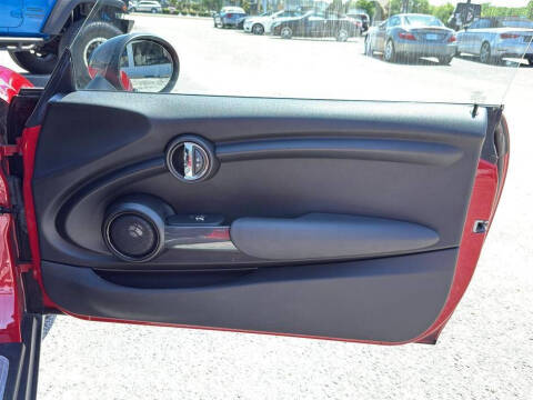 2017 MINI Hardtop 2 Door Cooper