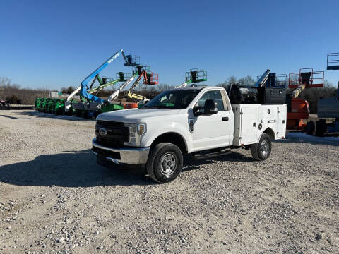 2018 Ford F-250 Super Duty for sale at Ken's Auto Sales in New Bloomfield MO