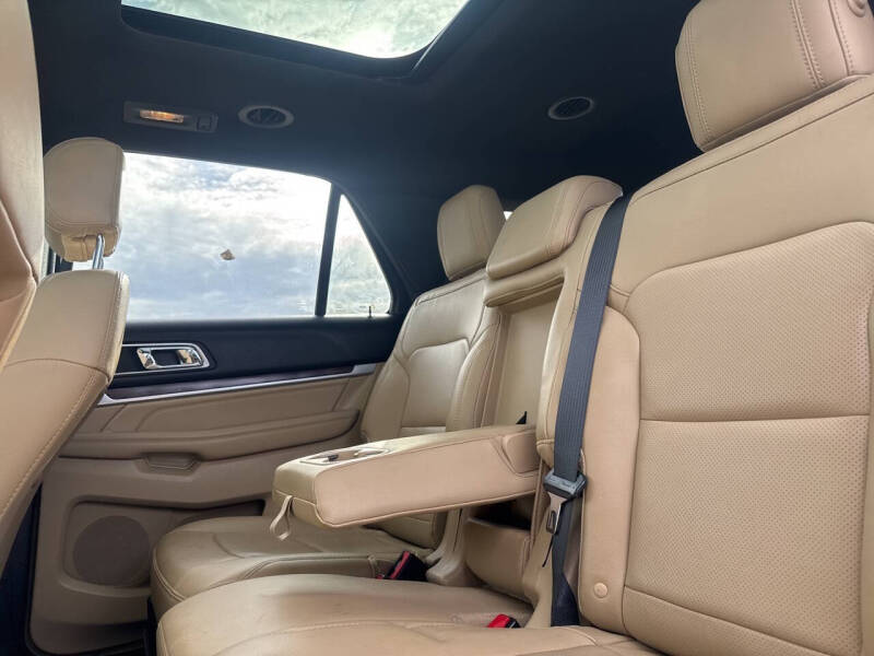 2017 Ford Explorer Limited