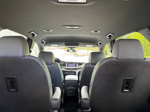 2022 Buick Enclave Essence