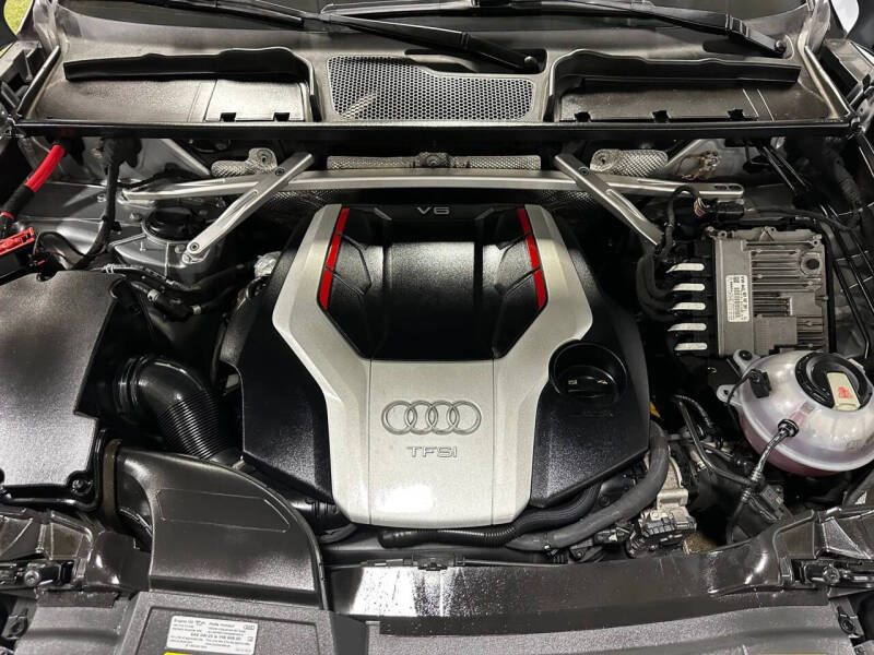 2020 Audi SQ5 3.0T quattro Premium Plus