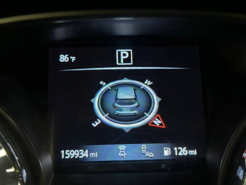 2020 Nissan Pathfinder SL