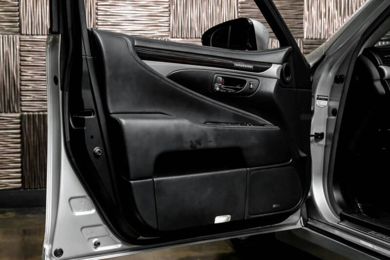2014 Lexus LS 460