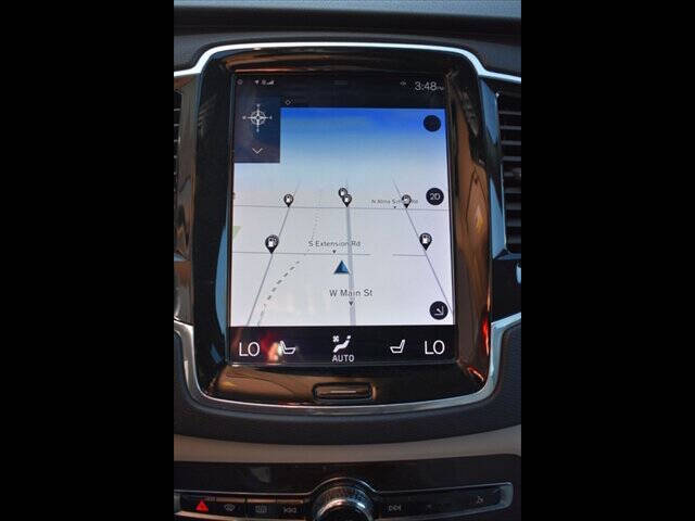 2018 Volvo XC90 T6 Momentum