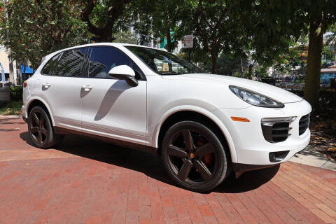 2018 Porsche Cayenne Platinum Edition