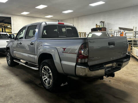 2015 Toyota Tacoma for sale at Ricky Auto Sales in Houston TX