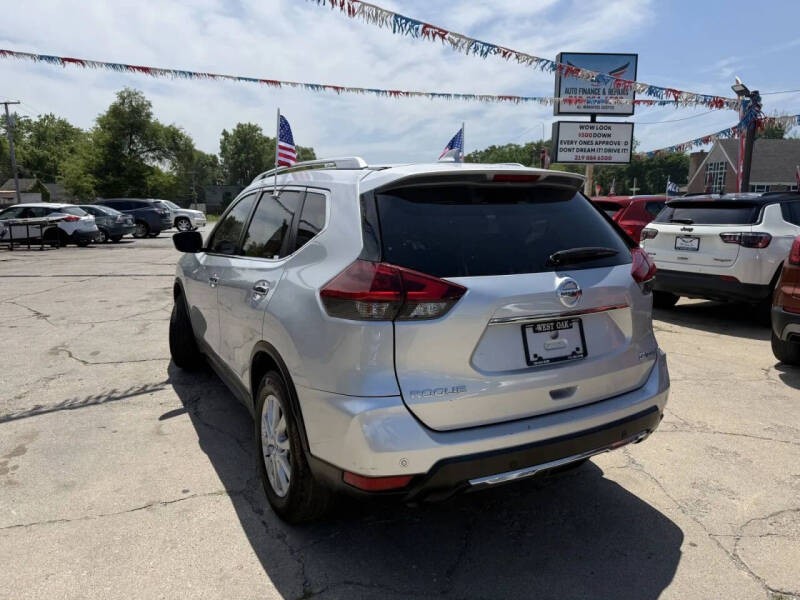 2020 Nissan Rogue