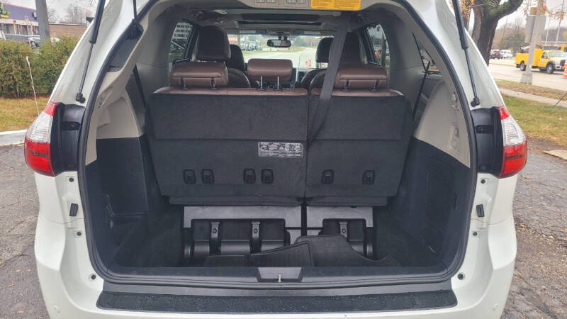 2015 Toyota Sienna Limited Premium 7-Passenger