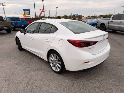 2017 Mazda MAZDA3 Touring