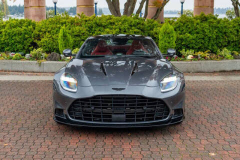 2025 Aston Martin Vanquish