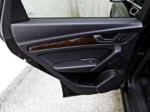 2019 Audi Q5 quattro Premium 45 TFSI