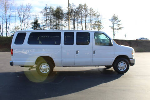 2013 Ford E-Series E-350 SD XLT