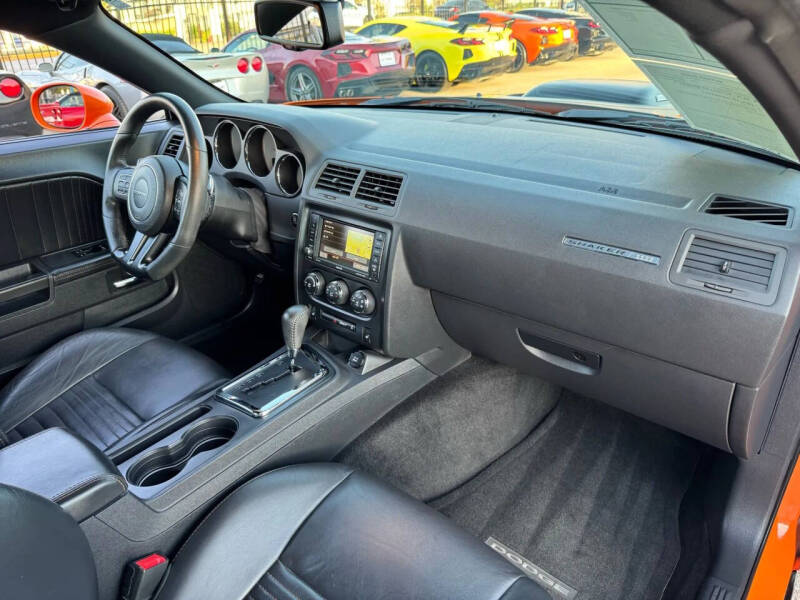 2014 Dodge Challenger R/T Shaker Package